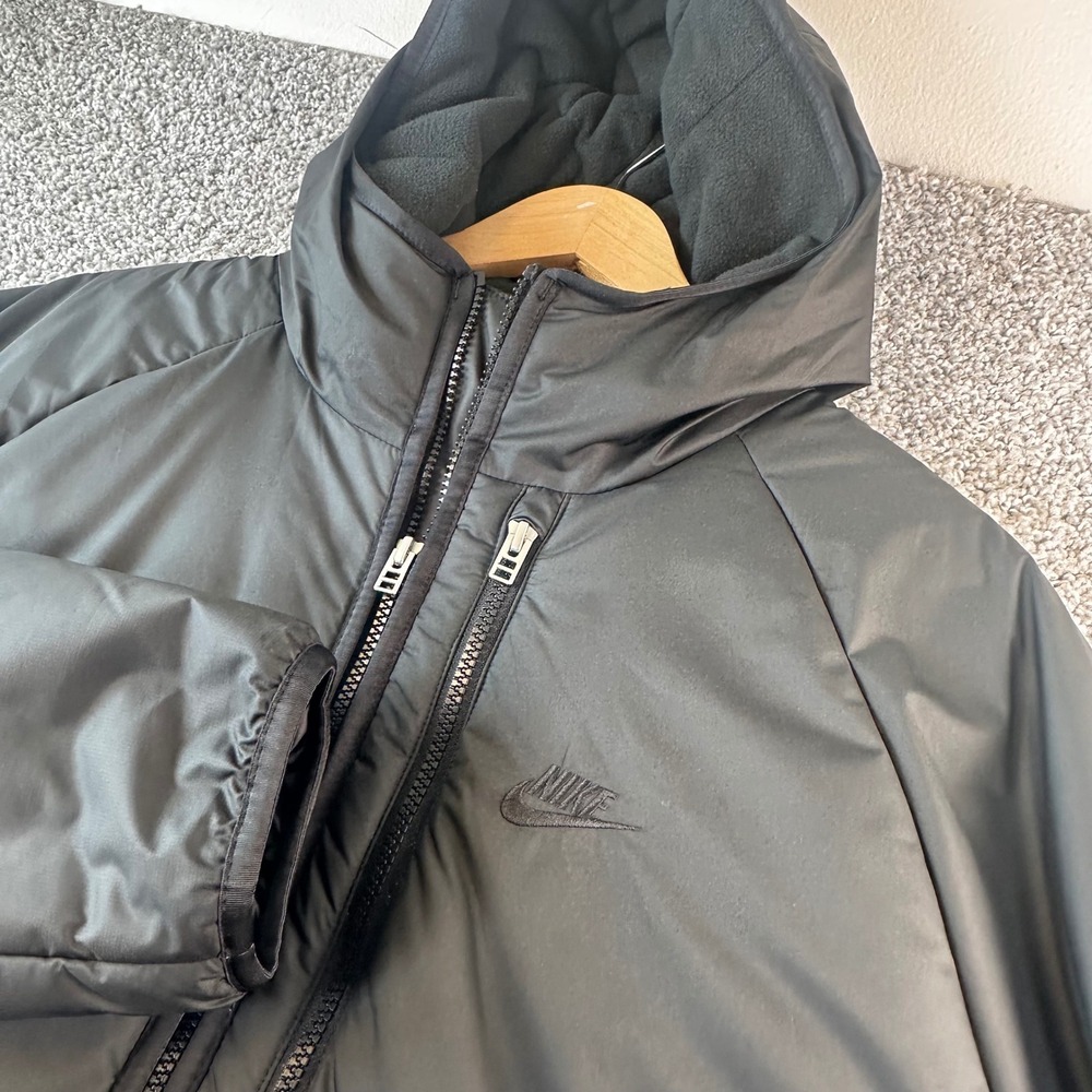Nike Puffer Coat Mens XL Black Therma-FIT Hooded Parka Full Zip Outdoors FLAW